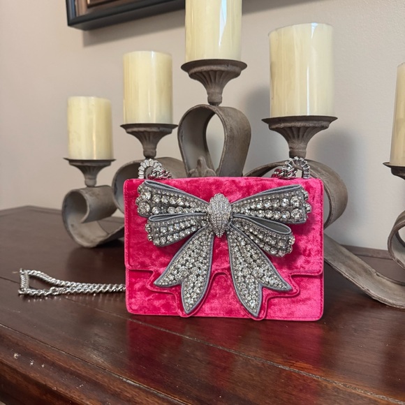 Kurt Keiger Elegant Pink Velvet Bag with Crystal Bow - Picture 1 of 8